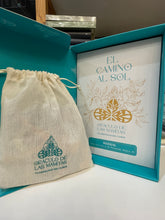 Cargar imagen en el visor de la galería, Oráculo de las Mamitas. Guardianas del Saber. El Camino al Sol (manual guía + fichas) | Fernanda Mayca