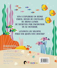 Cargar imagen en el visor de la galería, En el Castillo de Arena. Un Libro con Solapas | Cindy Jin
